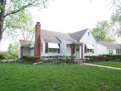 5320 W 49th St, Roeland Park, KS, 66205