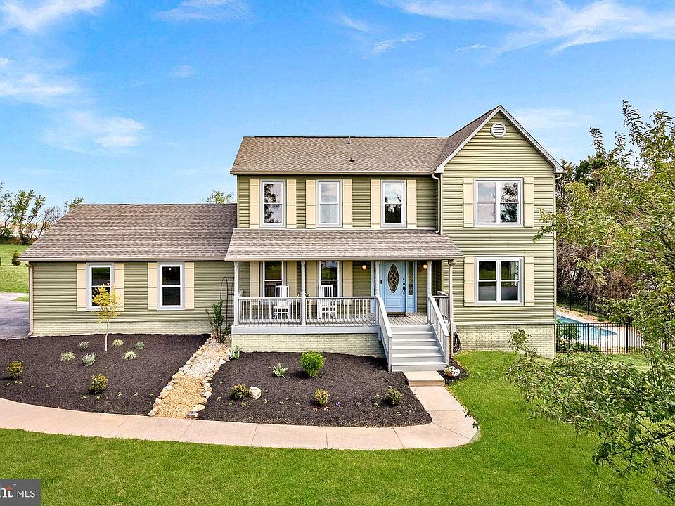 1st image of 78 Fairview Dr