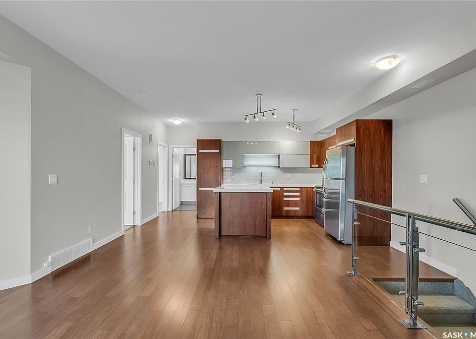 1st image of UNIT 1704-1015 Patrick CRESCENT