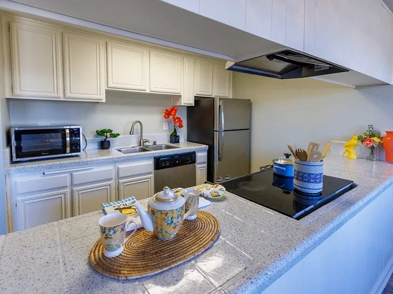Ashland Garden Apartments — Photo 4