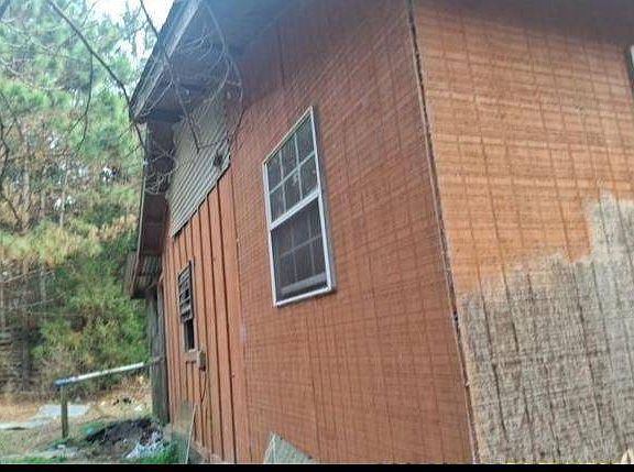 4th image of 262 Garrett Rd