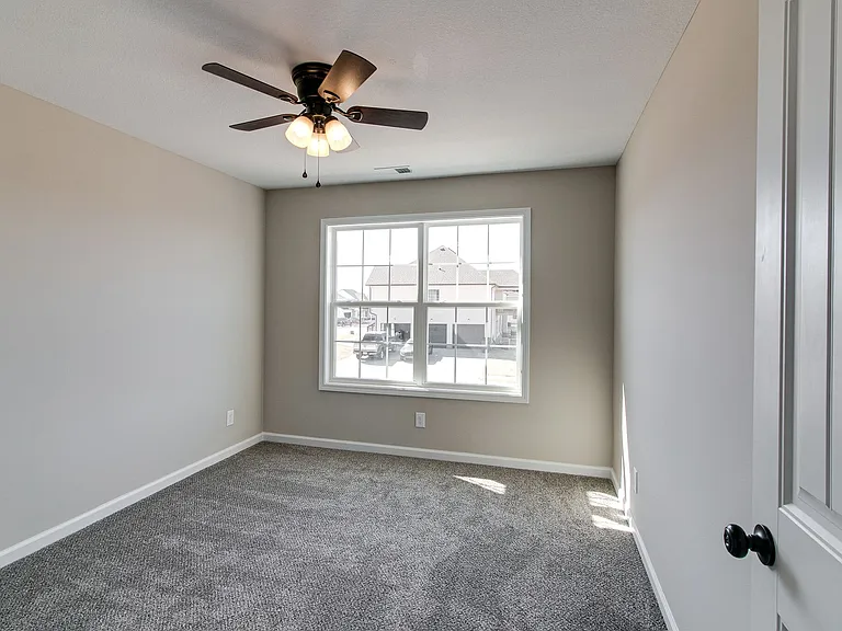 273 Elwell Rd — Photo 23
