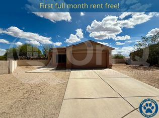 8149 S Sunny River Pl, Tucson, AZ 85747
