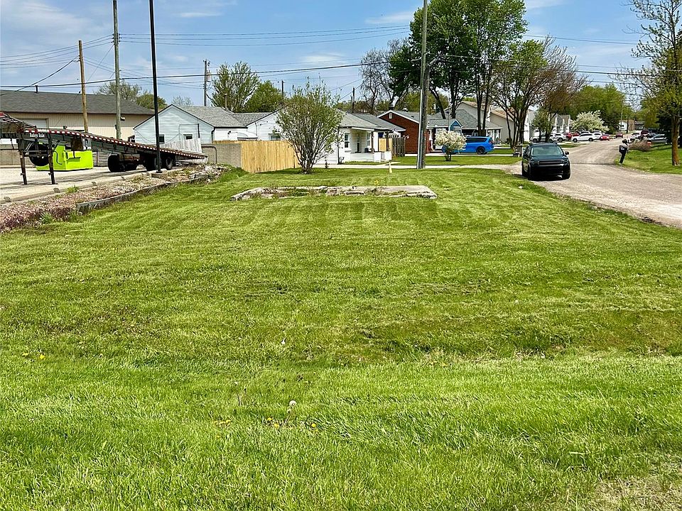 1st image of 0 Utica Rd