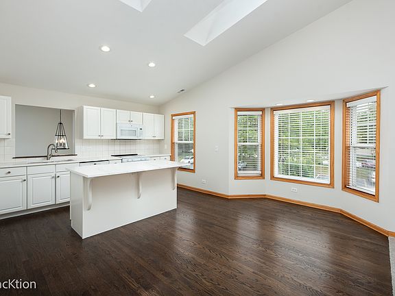 4th image of 321 Kresswood Dr #6D