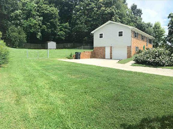 4th image of 226 Sagewood Dr