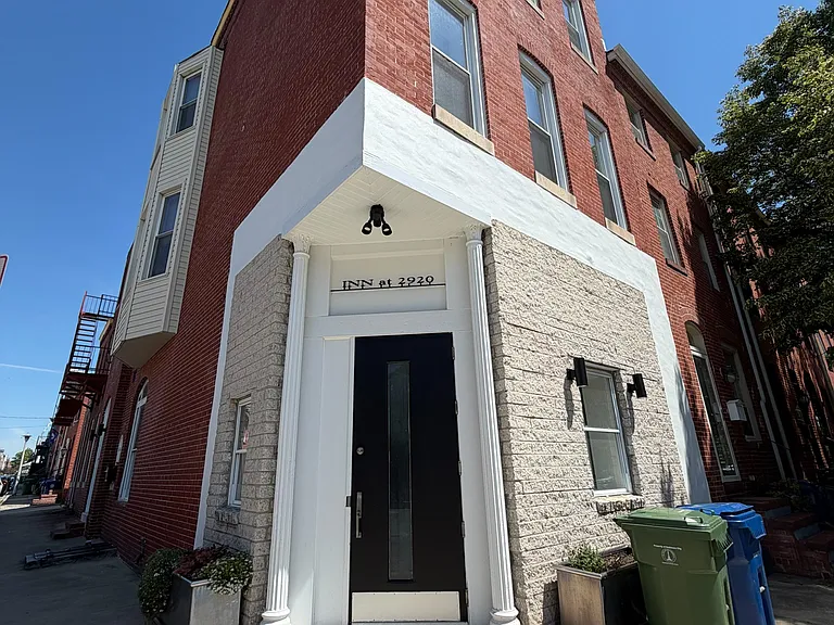 2920 Elliott St — Photo 1