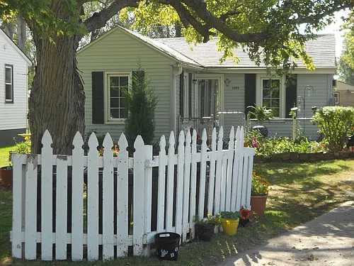3309 Avenue I Photo 1