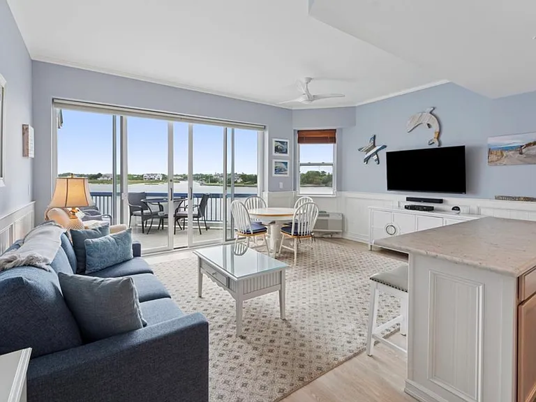 260 Dune Rd #120 — Photo 12