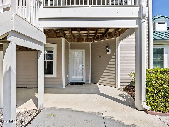 3rd image of 1620 Goley Hewett Road SE #1303