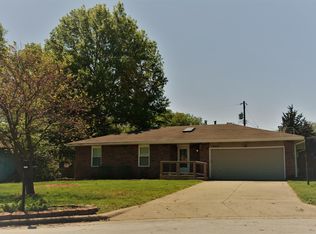 1642 W Wayland St, Springfield, MO 65807