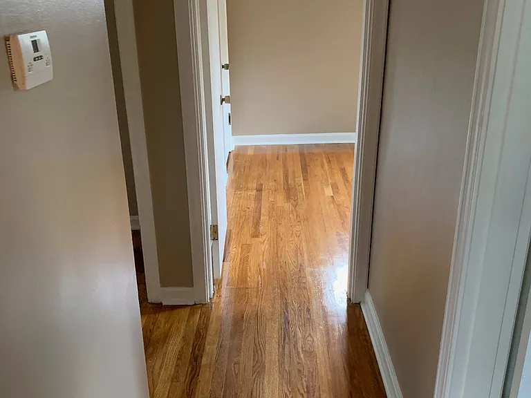 2180 Townhill Dr — Photo 17