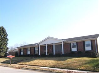 600 Norwich Dr, Saint Charles, MO 63301