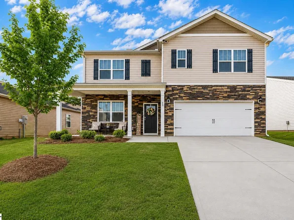 80 Oak Edge Ln, Greer, SC 29651