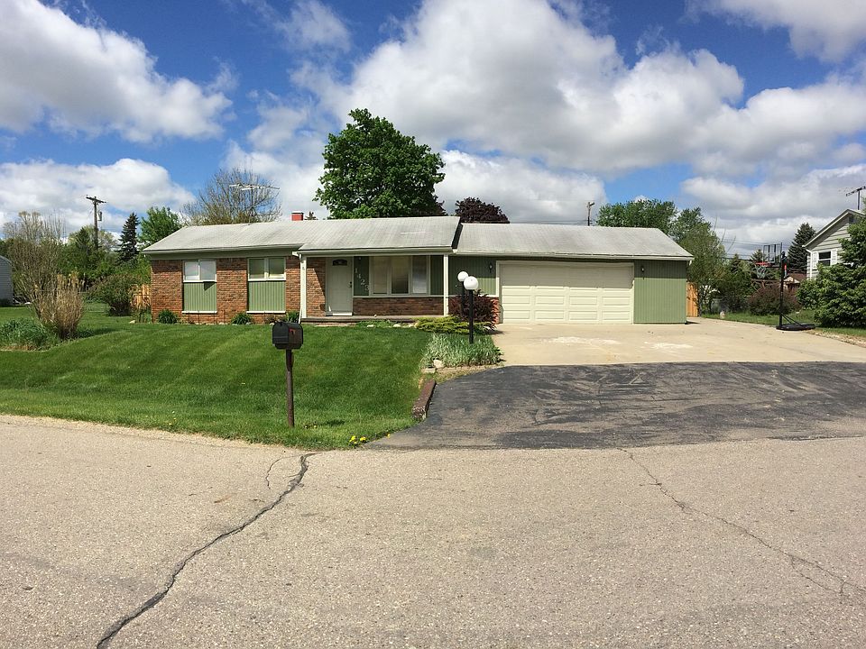 1st image of 1423 Meadow Dr