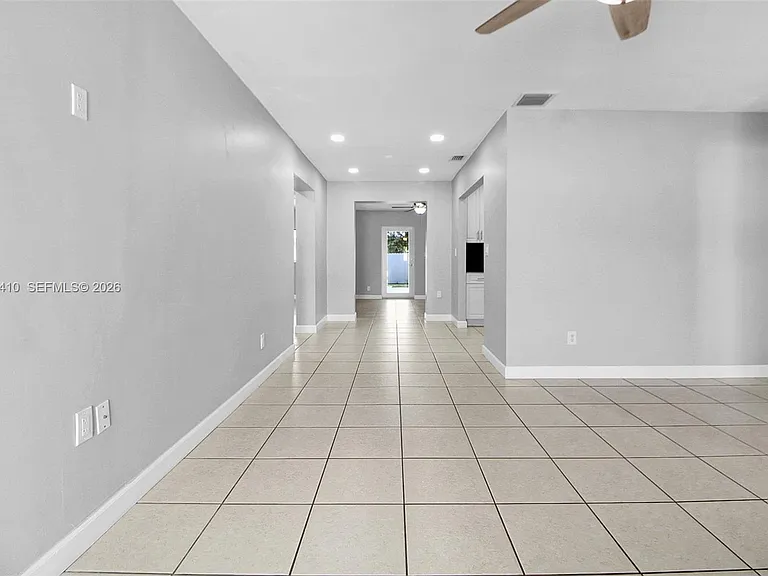 11740 SW 182nd Ter #O — Photo 3