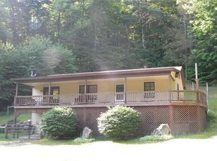 16910 Crabtree Falls Hwy, Vesuvius, VA 24483