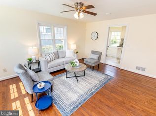 5014 N Englewood Dr, Capitol Heights, MD 20743