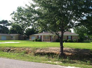 706 Willow Rd, Slocomb, AL 36375