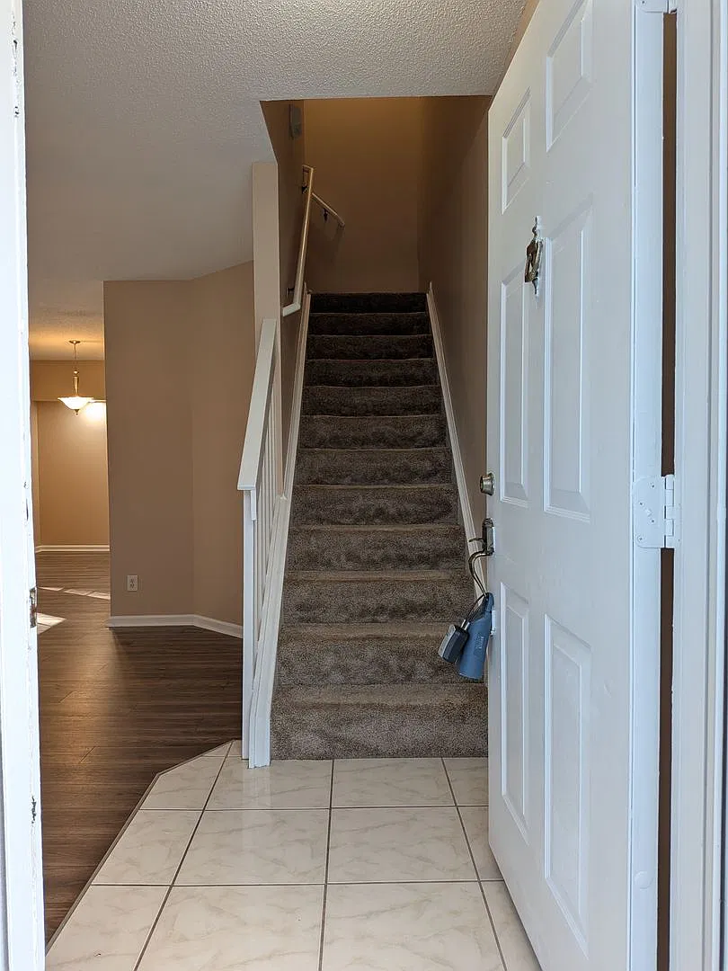 For Rent in Chesapeake-2 Story Townhouse/Condo — Photo 2