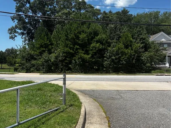175 Pine Chapel Rd, Hampton, VA 23666