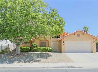56 Reyburn Dr, Henderson, NV 89074