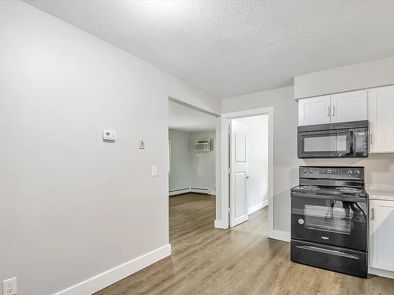 Birchwood Apartments (BW Apartments LLC) — Photo 16