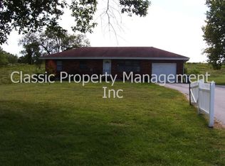 515 E Ruth Ewing Rd, Liberty, MO 64068