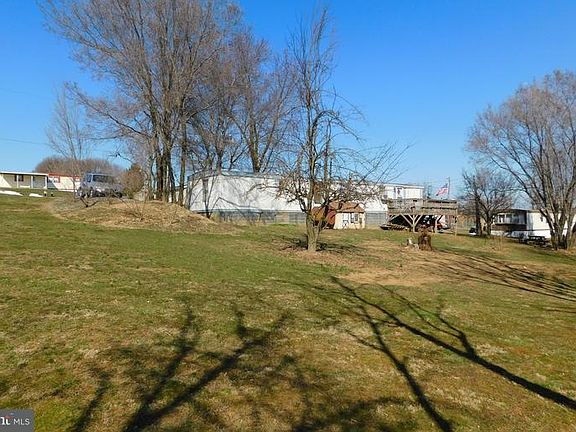 3rd image of 12408 Orchard Cir