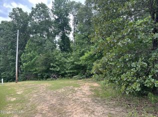 102 Snap Bean Ln, Cedar Grove, TN 38321