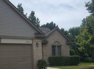 15432 Pebble Pointe Cir #43, Clinton Township, MI