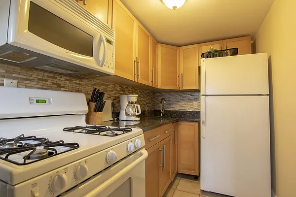 Rented by Scott Williams Realty LLC | media 21