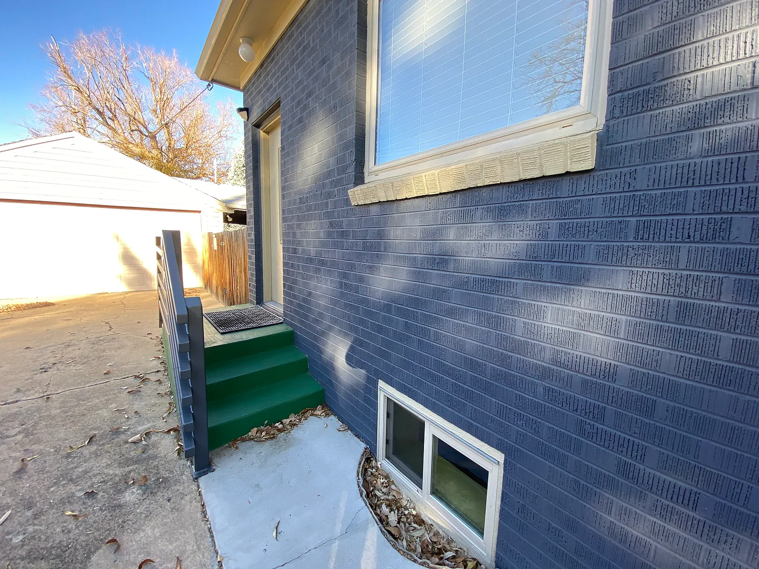 2 bed, 1400 sqft, $1,995 — Photo 2