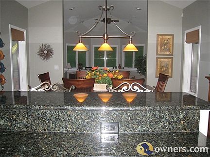 Family Dinning/Sun Room