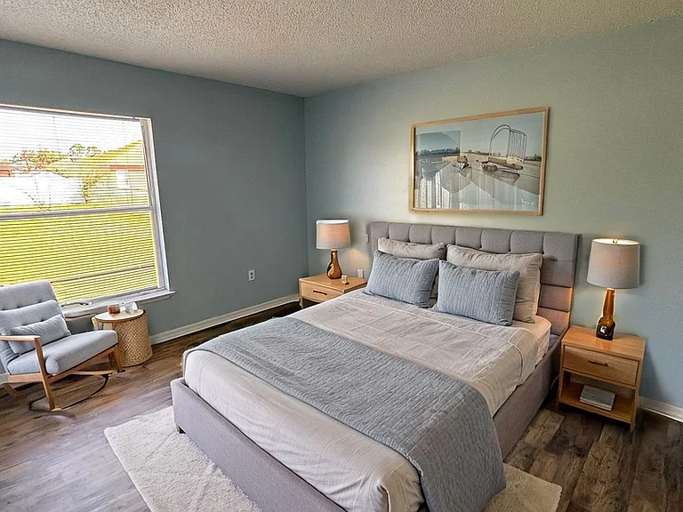 1001 Eiffel Ln — Photo 13