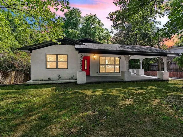104 Alpine St, Chickasaw, AL 36611