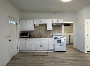 172 Pearl St #2E, Middletown, CT 06457