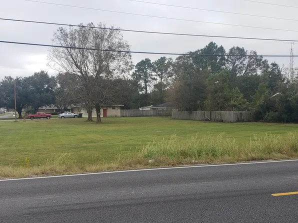 205 Perry Dr, Abbeville, LA 70510