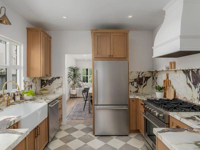 1932 Bancroft St, San Diego, CA, 92102