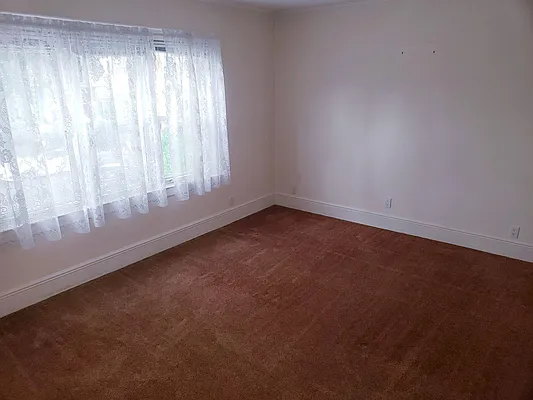 Rented by Metro Garden Realty NYC | media 3