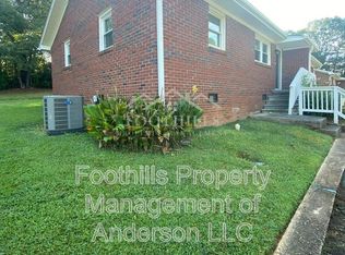 202 Kennemore St UNIT 6, Central, SC 29630
