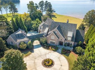 119 Woodlake Dr, Gainesville, GA 30506