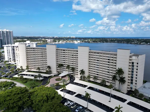130 Lakeshore Drive #821, North Palm Beach, FL 33408