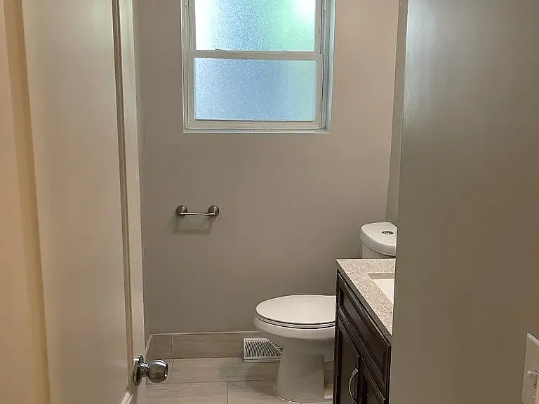 2316 W Arthur Ave #2 — Photo 26