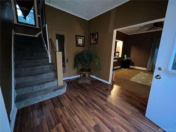 3rd image of 1437 N Euclid Ave