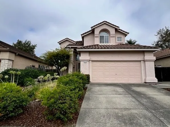 2172 Camenson St, Napa, CA 94558