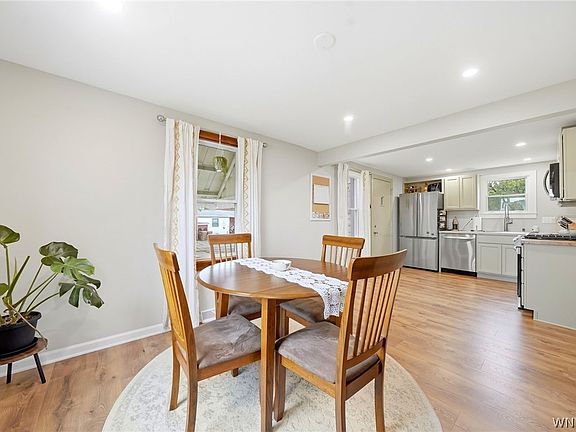 5th image of 1190 Losson Rd