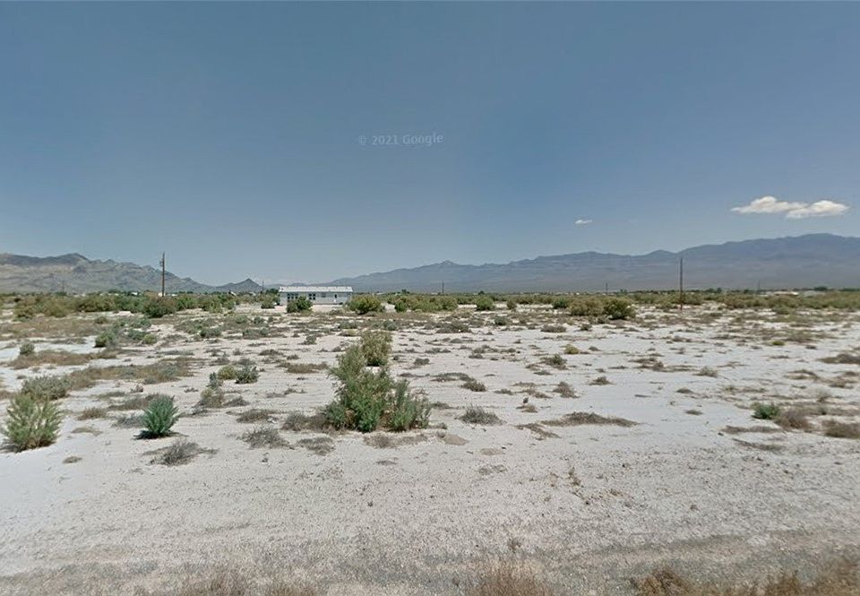 1st image of 1390 Geofrey St