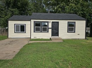 1144 S Pineridge Rd, Wichita, KS 67218