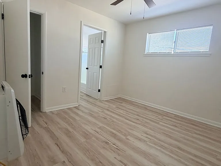 North Fillmore Apartments — Photo 21